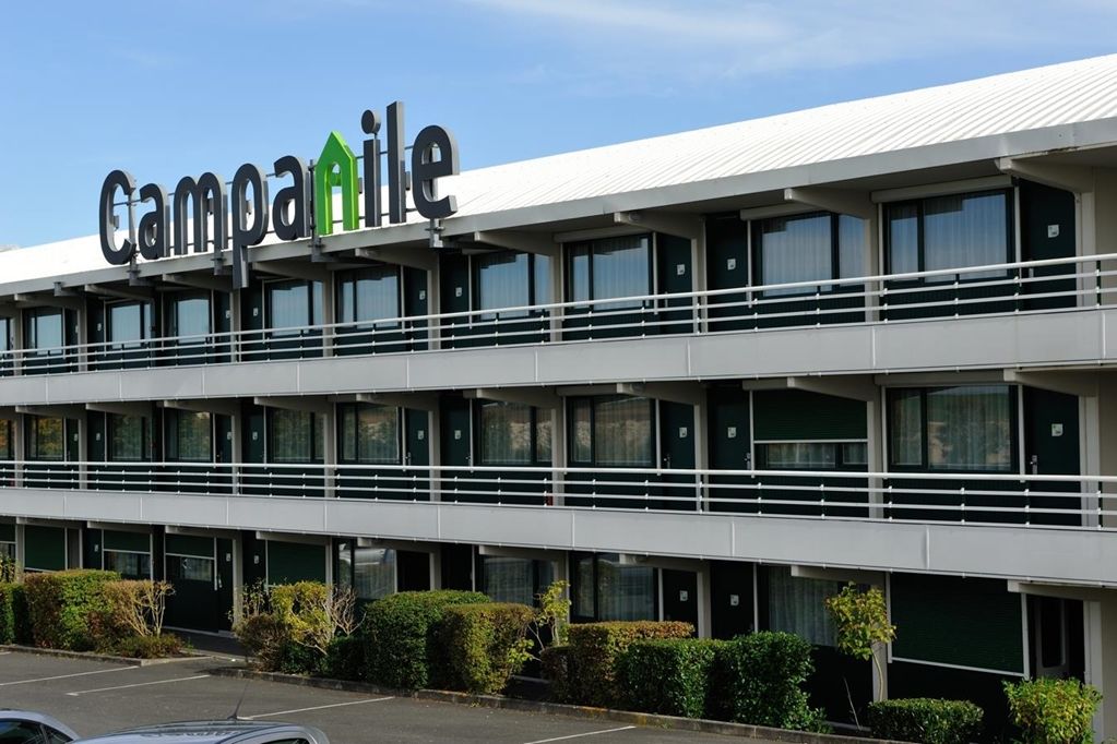 Hotel Campanile Poitiers - Site Du Futuroscope Chasseneuil-du-Poitou Esterno foto